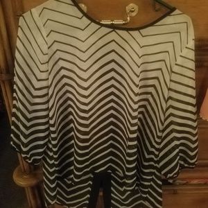 3/4 sleeve high/low blouse